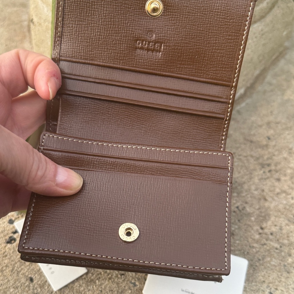 GUCCI 1955 Horsebit GG Supreme Canvas & Leather Compact Wallet (Brown/Gold) NWOT - Picture 9 of 16